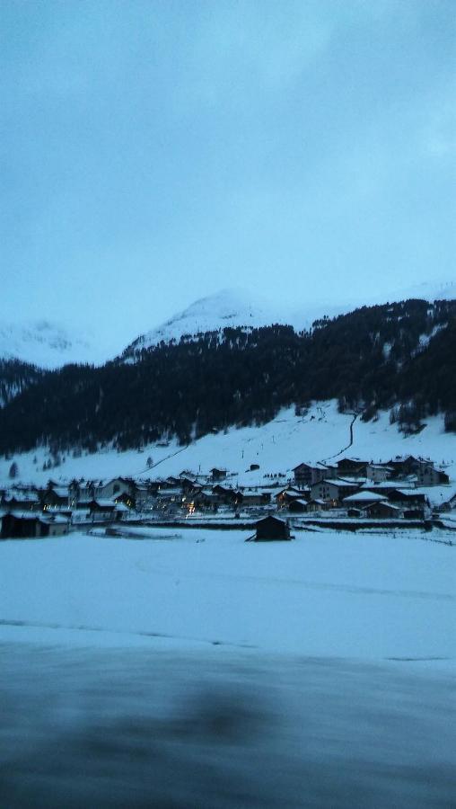 Vila Dietro L'Angolo Sondrio Exteriér fotografie