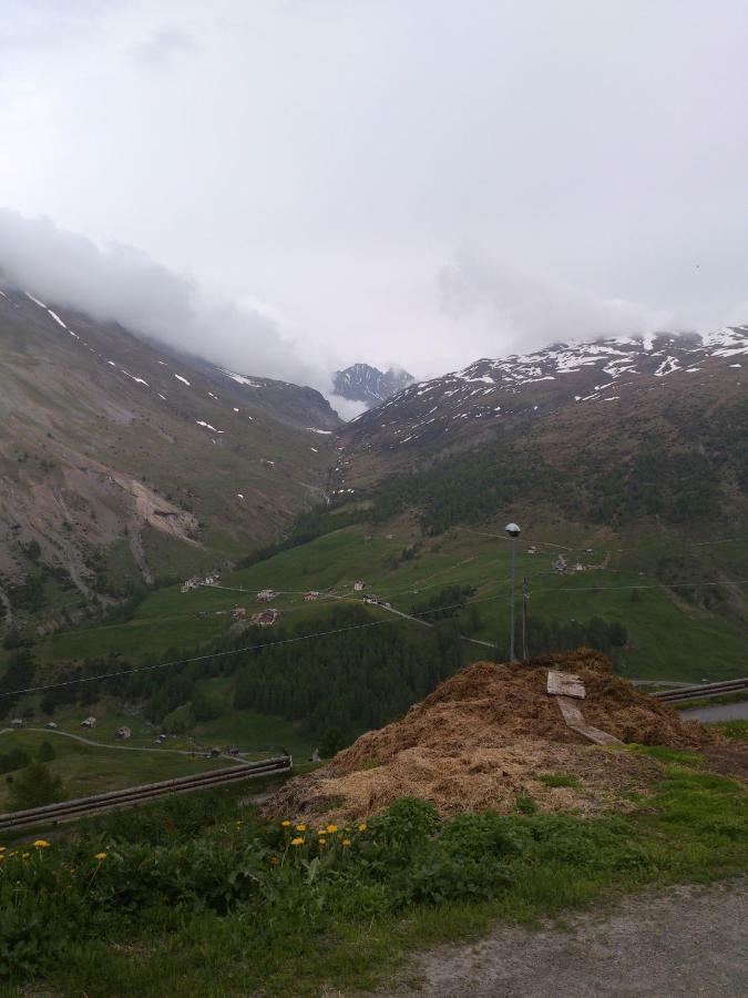 Vila Dietro L'Angolo Sondrio Exteriér fotografie